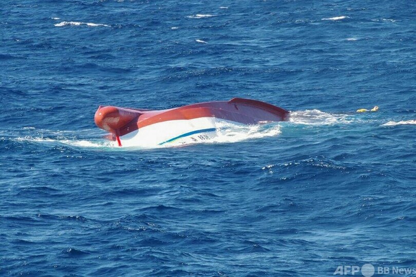 尖閣諸島沖で台湾漁船転覆、1人死亡 6人不明