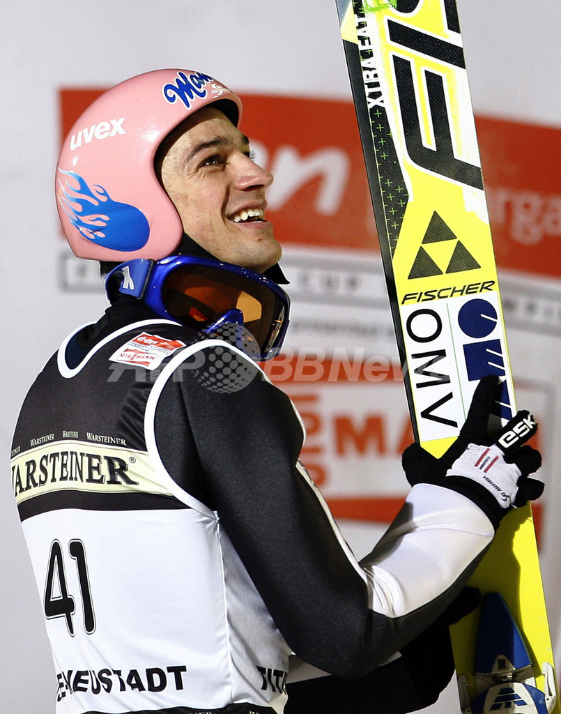 ＜ノルディックスキー・ジャンプ 06-07W杯・第19戦＞アダム・マリシュ 今季2勝目を挙げる - ドイツ