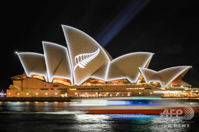 豪シドニー オペラハウスにnzの象徴 銃乱射の被害者への連帯示す 写真6枚 国際ニュース Afpbb News