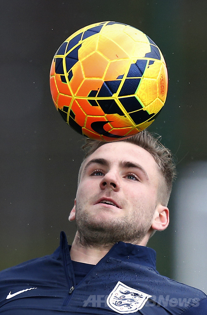 イングランド代表のショー、風邪のため親善試合欠場へ