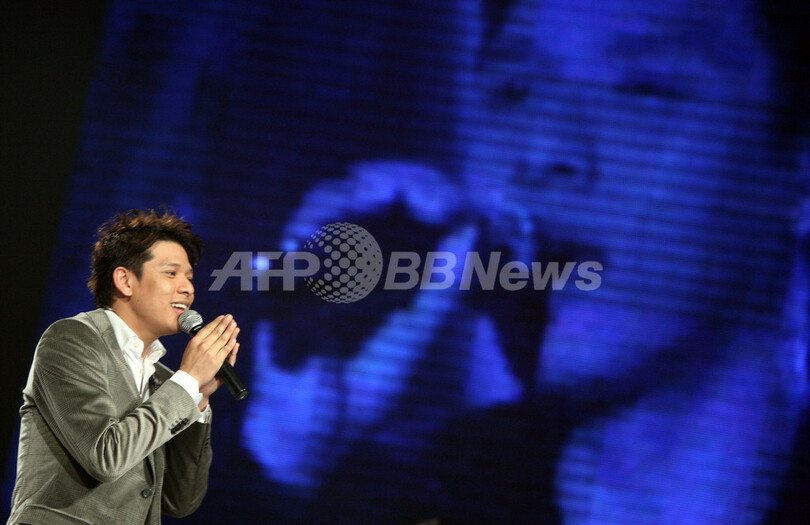 第1回「アジアン・アイドル」はシンガポールのHady Mirzaに決定