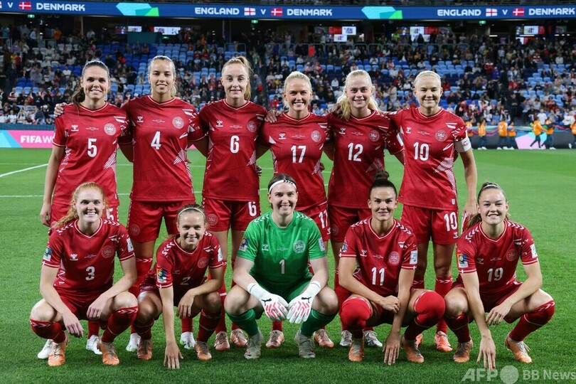 イングランド連勝、16強前進も大黒柱が負傷 サッカー女子W杯