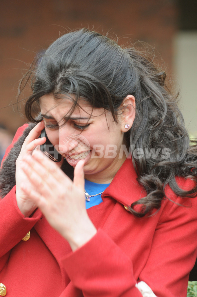 ボストン・マラソンで複数の爆発、3人死亡 100人超負傷