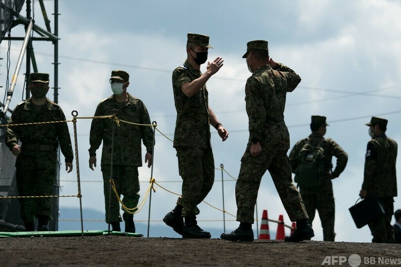 陸自、「富士総合火力演習」実施
