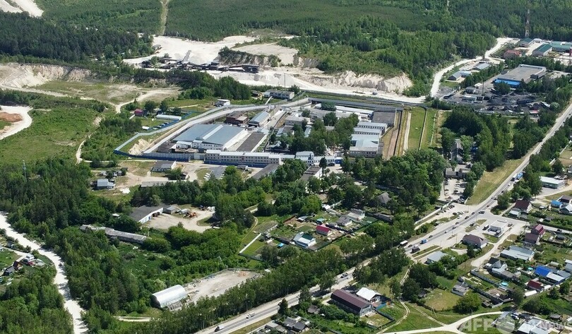 プーチン氏肖像下に長時間の着席強要 ナワリヌイ氏の「教育活動」