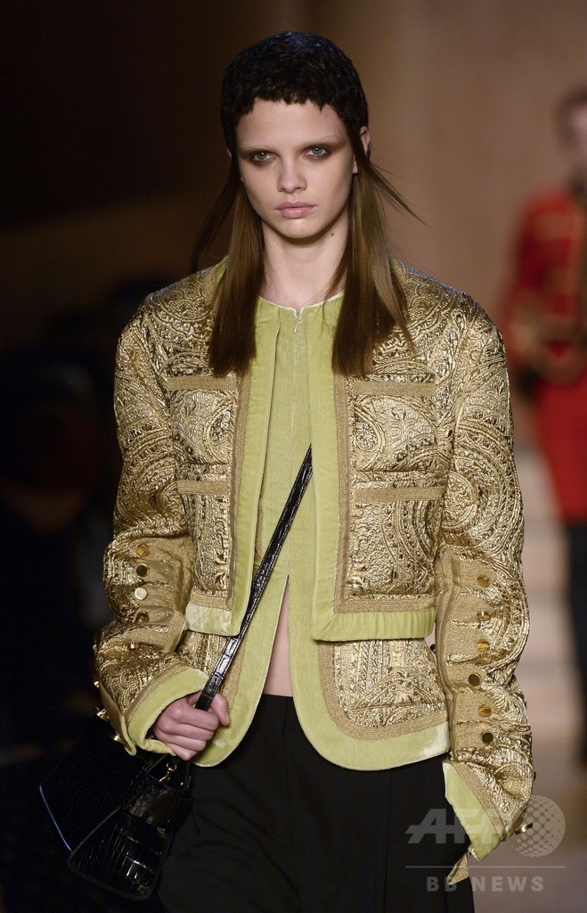 「ジバンシィ」16/17年秋冬