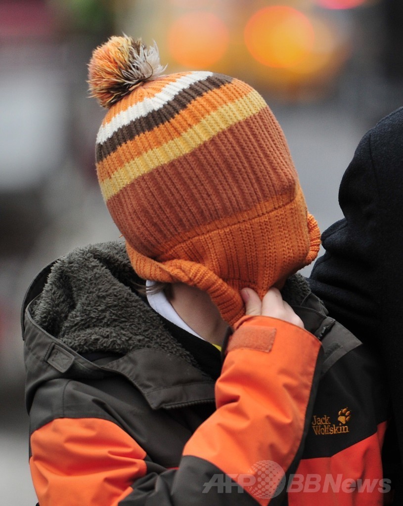 米北東部に暴風雪、2200便が欠航 非常事態宣言も