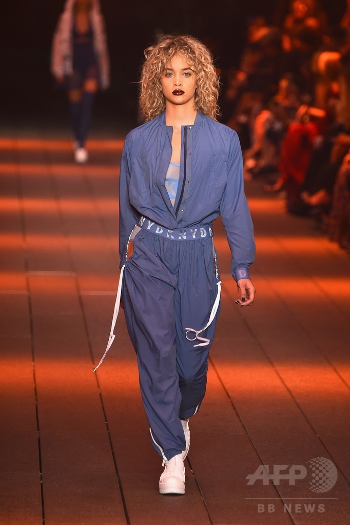 「DKNY」17年春夏