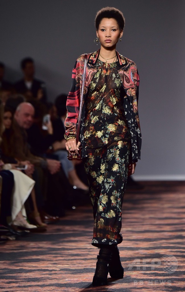 「エトロ」16/17年秋冬コレクション