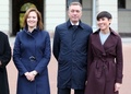ノルウェーで、新たに任命された（左から）マリット・ベルゲール・ロスランドEU・EEA・北欧協力担当相、フランク・バッケイェンセン国防相、イネ・エリクセン・スールアイデ外相（2017年10月20日撮影）。(c)AFP/NTB Scanpix/Orn BORGEN