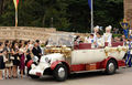 千葉県浦安市の東京ディズニーランド（Tokyo Disneyland）で28日、会社員の安孫子高行（Takayuki Abiko）さんと加越真由美（Mayumi Kagoshi）さんの結婚式が行われた。一般カップルがディズニーランドで挙式するのは開園以来、初めて（2012年9月28日撮影）。(c)AFP/Yoshikazu TSUNO