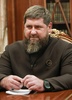 ロシアのウラジーミル・プーチン大統領と会談するチェチェン共和国のラムザン・カディロフ首長（2023年3月13日撮影、資料写真）。(c)Mikhail KLIMENTYEV / SPUTNIK / AFP