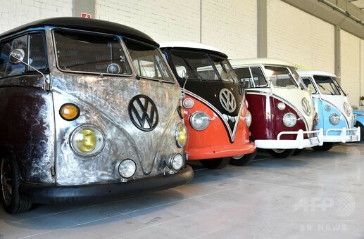 人気ビンテージ車VWタイプ2、伊フィレンツェの専門ガレージ 写真22枚 国際ニュース：AFPBB News