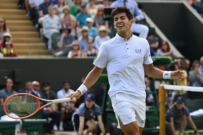 ガリンがウィンブルドン8強入り、2セットダウンから逆転勝ち