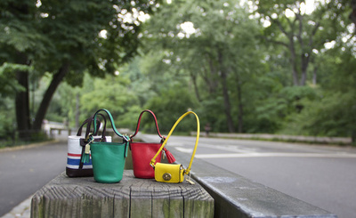 「COACH バービー」発売に先がけ、ウェブキャンペーンを実施