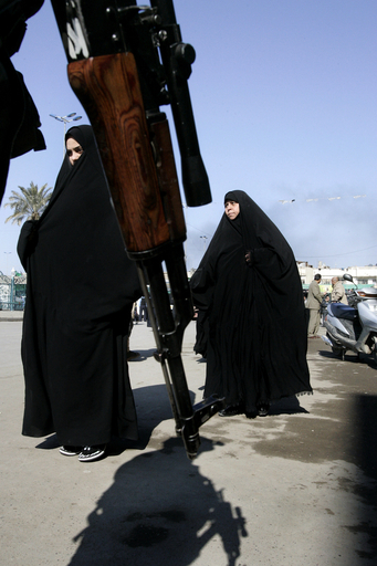 シーア派の宗教儀礼「アーシュラー」、宗派間戦闘に備え警備強化 - イラク