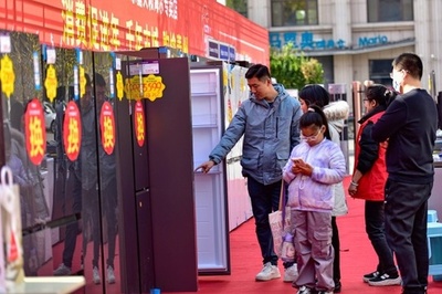 中国 大規模な設備更新と消耗品の買い替えを促す政策の推進に力を