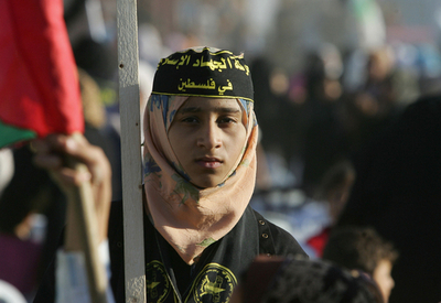 イスラエル、ガザ地区へのライフライン制限へ