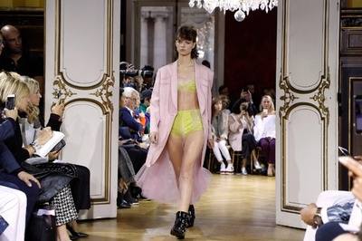 「ジョン・ガリアーノ」18年春夏