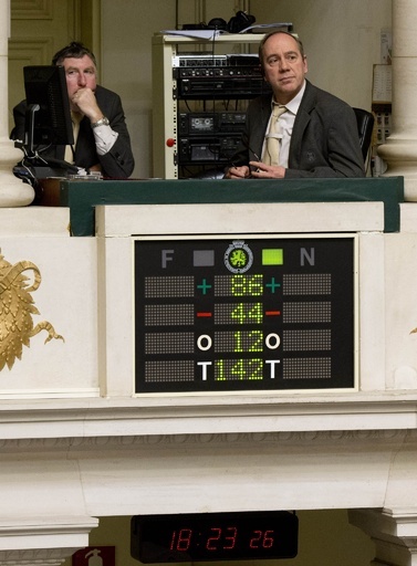 ベルギー、子どもの安楽死を合法化