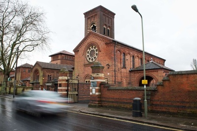 フロイトの遺灰が盗難未遂、英ロンドン