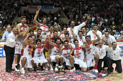 スペインが初優勝 パウ・ガソルがMVPに、欧州選手権