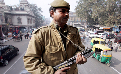 26日の共和国記念日を控え、警備を強化 - インド