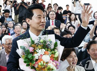 激戦のソウル市長選で逆転再選の呉世勲氏、李在明大統領を「謙虚になれ」と痛烈けん制