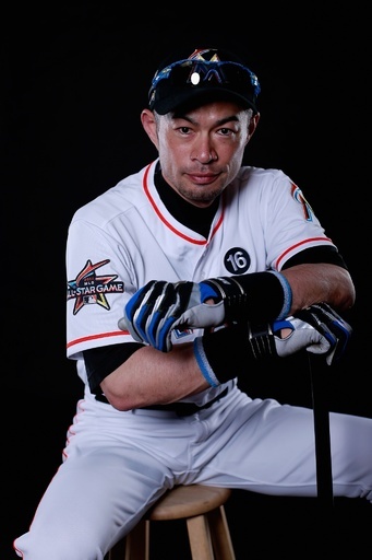 マーリンズのイチロー、春季キャンプ地でフォトデーに参加