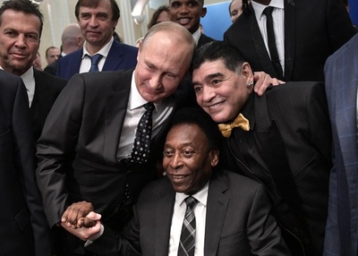 プーチン氏、ペレさんを哀悼「ブラジル国民の類いまれな息子」