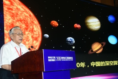 中国、来年に初の火星探査へ 研究参加に科学者公募