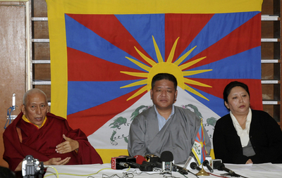 ダライ・ラマ14世の「政治引退」、議員から反対相次ぐ