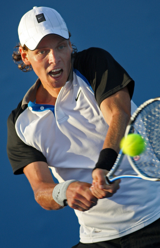 ベルディハ ストレートでエシュアーを退け2回戦へ