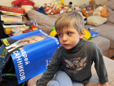 野党候補の拘束続く、帰りを待つ3歳の息子 ベラルーシ