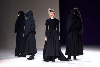 「ヨウジヤマモト」19/20年秋冬