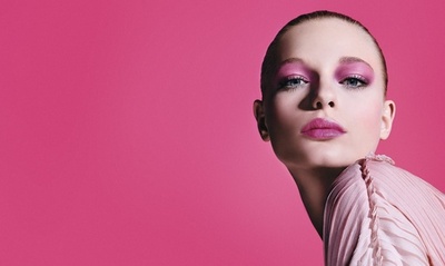 色とりどりのピンクの世界へ、「ディオール」春の新作コレクション