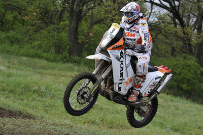 カストー 中欧ラリー第5ステージを終え二輪部門首位をキープ