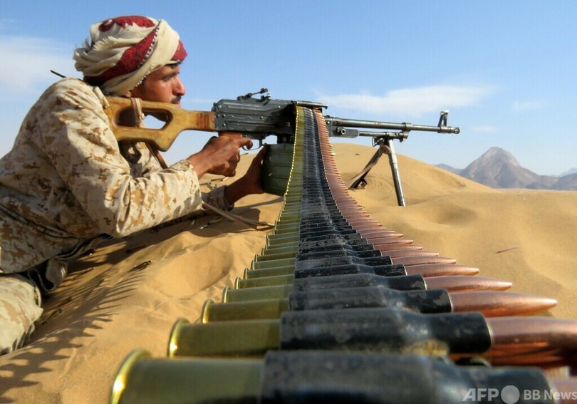 イエメン内戦 サウジ連合軍がフーシ派空爆、186人殺害