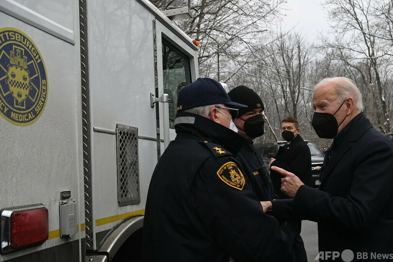 米ピッツバーグで橋崩落 バイデン氏のインフラ演説直前に