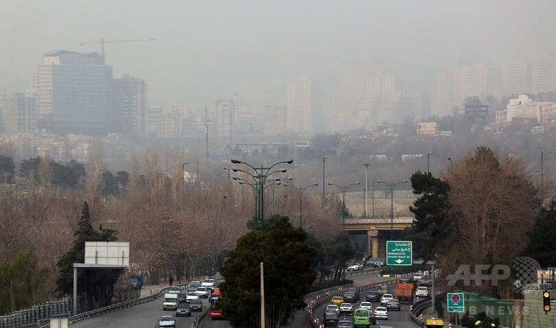 イラン首都、大気汚染で学校休校 交通規制も