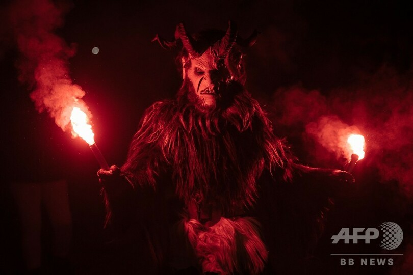 スロベニアの なまはげ 半分ヤギの姿をした悪魔のパレード 写真17枚 国際ニュース Afpbb News