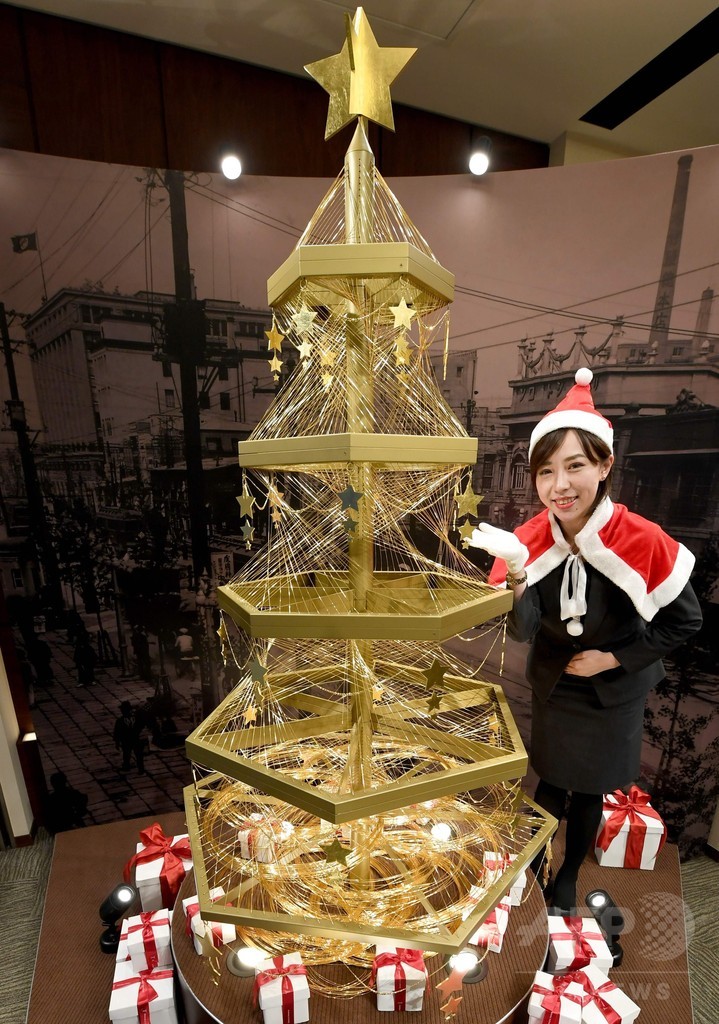 価格は2億円 純金用いたクリスマスツリー展示 東京 銀座 写真5枚 国際ニュース Afpbb News