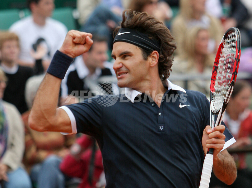 フェデラー ゴンザレスを下し全仏4強へ
