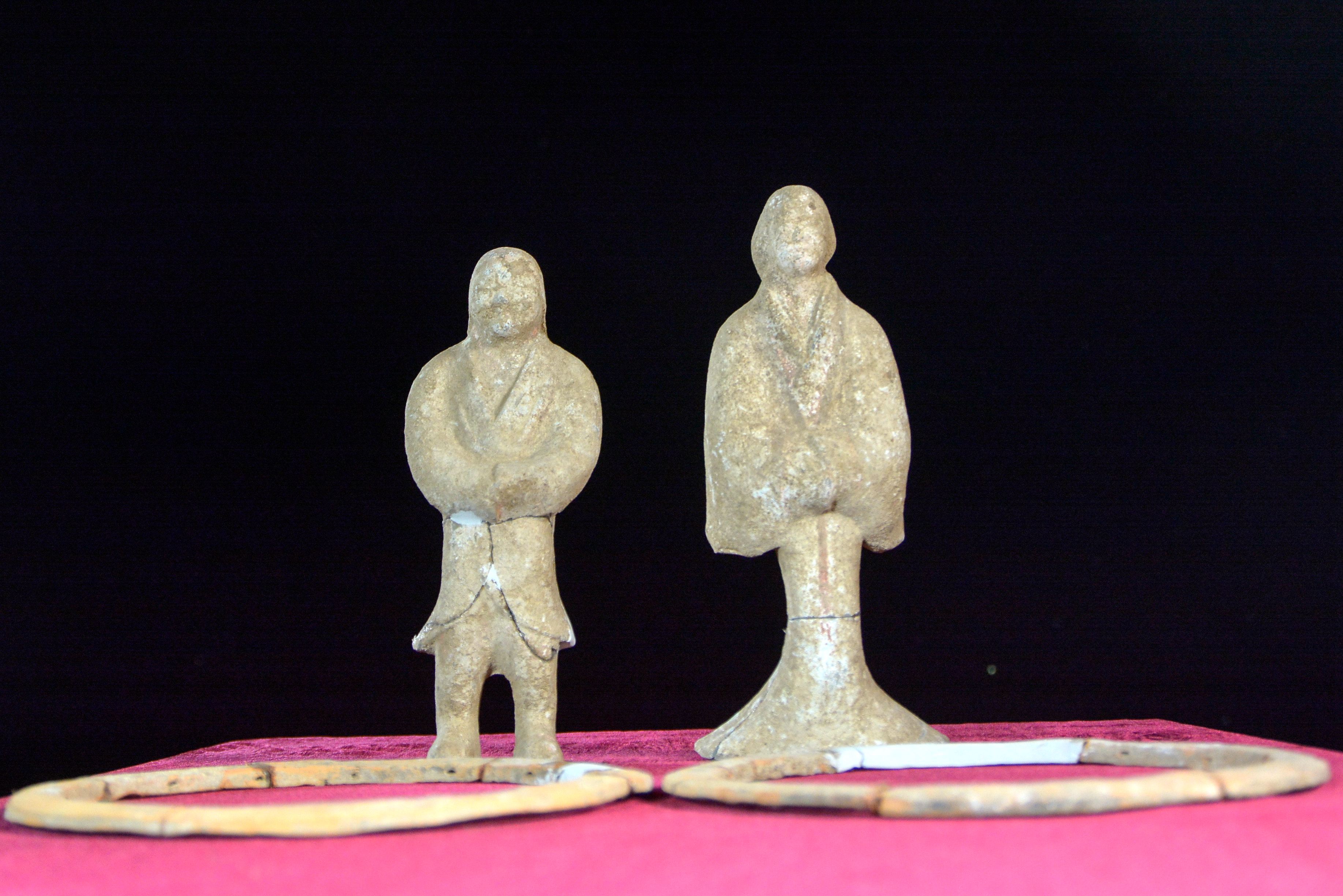 漢代女俑 Han Dynasty(206 BC – 220 AD) pottery figures 漢代彩陶俑| Bai