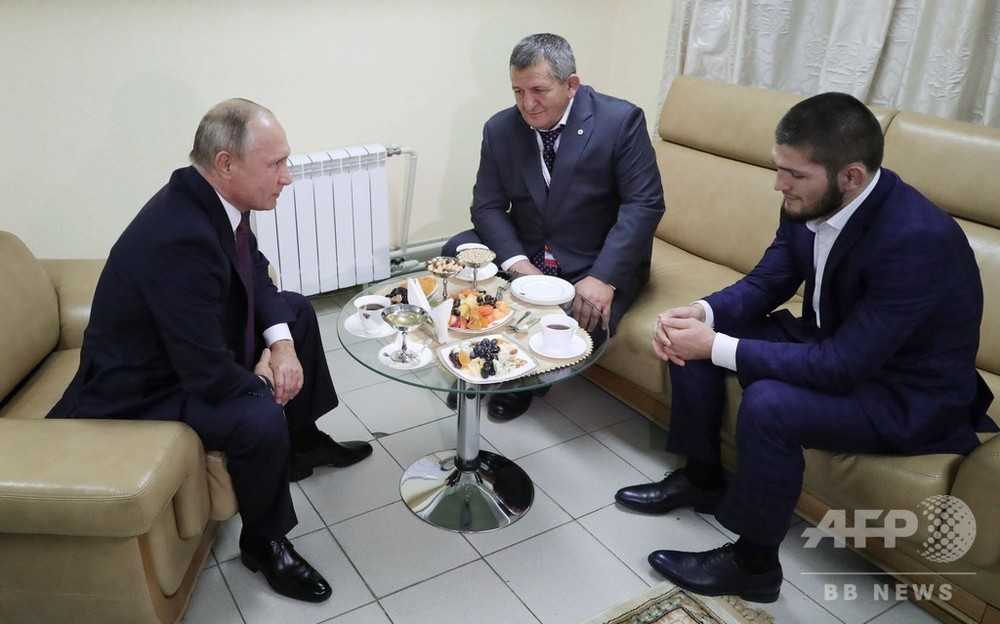 プーチン大統領、ヌルマゴメドフは厳しい処分に値しないと擁護 写真1枚