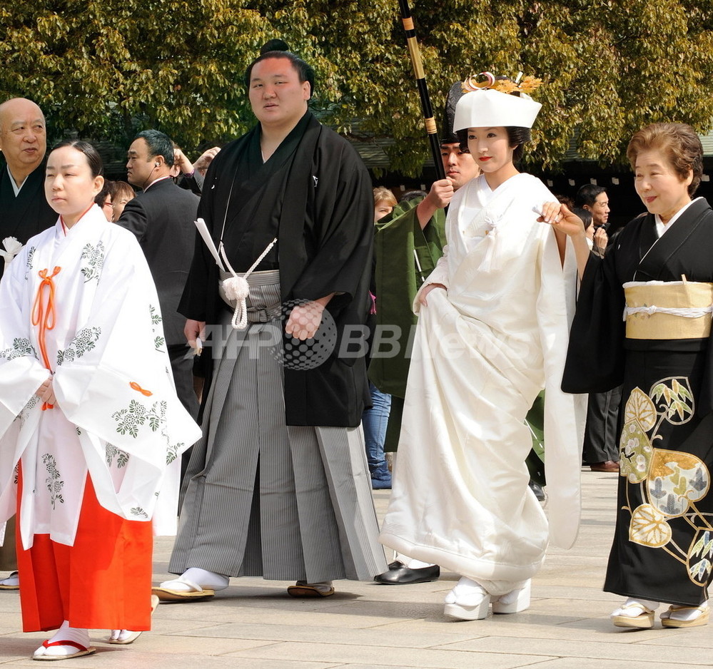 横綱白鵬が結婚式 写真8枚 国際ニュース Afpbb News