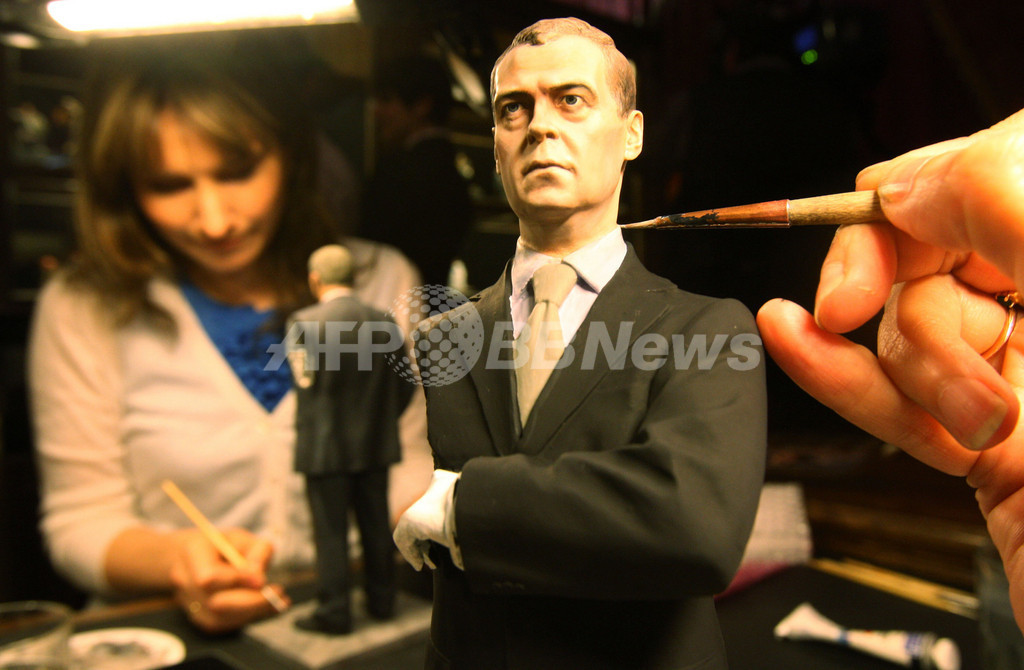 誰が注文したの？プーチン精密フィギュア、お値段は五月人形並み 写真4