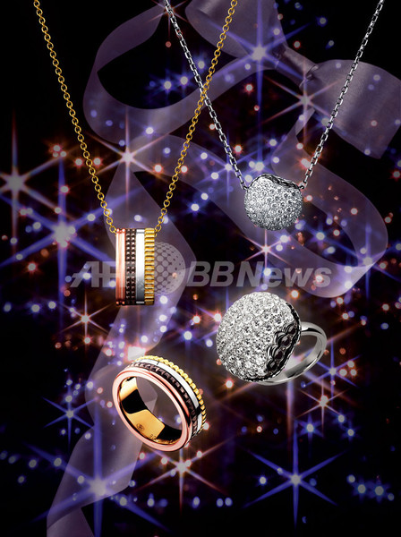 甘くシックに輝く「ブシュロン」ビター＆スイートジュエリーでクリスマスを演出