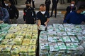 タイの麻薬取締局が押収した覚醒剤。タイのバンコクで（2023年1月24日撮影）。(c)Lillian SUWANRUMPHA / AFP