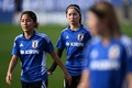 サッカー女子の国際親善大会、シービリーブス・カップのカナダ戦へ向けて調整する清水梨紗（中央、2023年2月21日撮影）。(c)Patrick T. Fallon / AFP